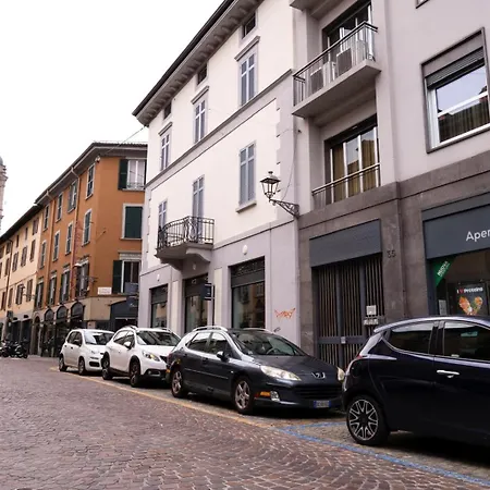 Apartment La Casa Di Enzina Bergamo