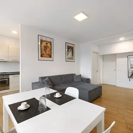 La Casa Di Enzina 아파트 베르가모